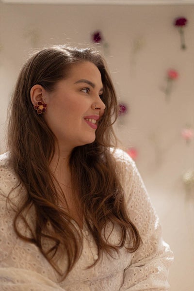 Aurelia korvakorut kulta(useita v&auml;rej&auml;)