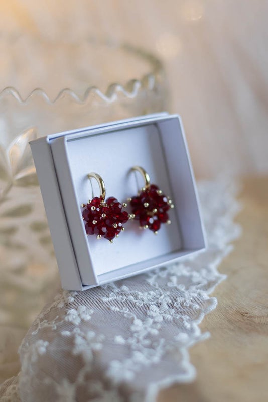 Leonora  korvakorut kulta (useita s&auml;vyj&auml;)