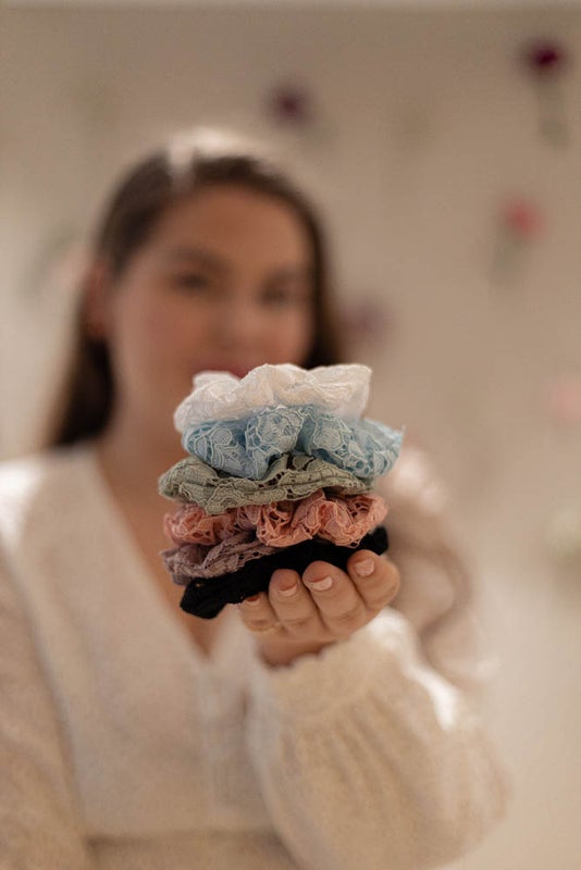 Mini hiusdonitsit (useita s&auml;vyj&auml;)