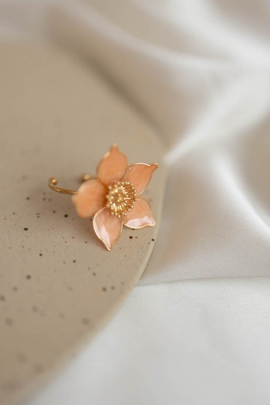 Aurelia sormus persikka