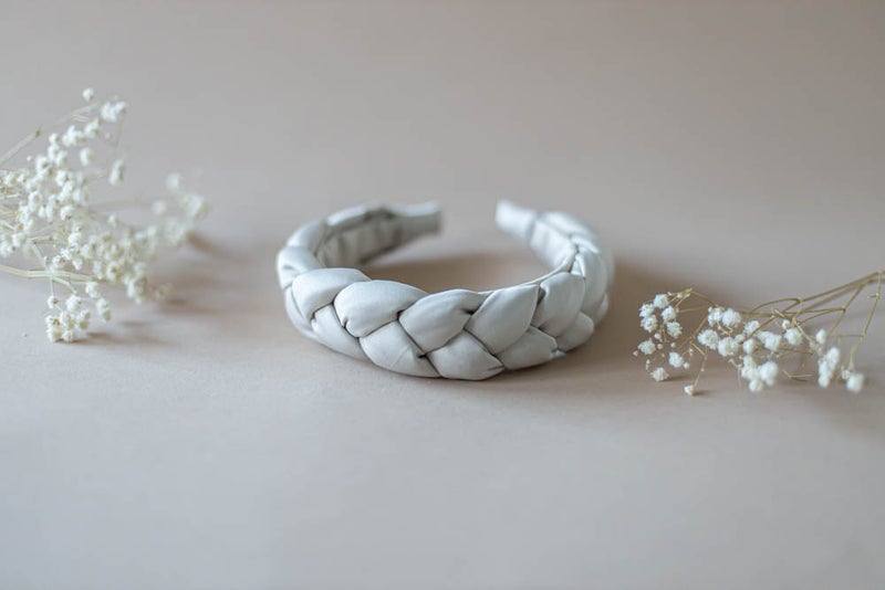 Leia hiuspanta satiini (useita v&auml;rej&auml;)