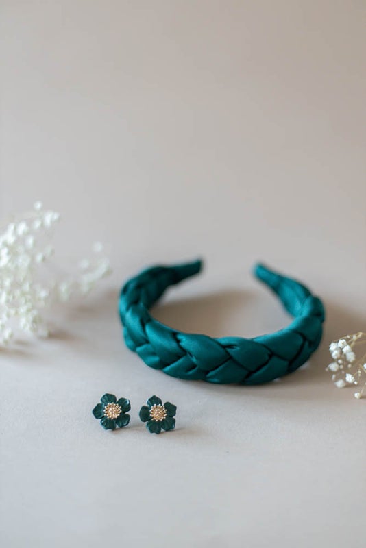 Leia hiuspanta satiini (useita v&auml;rej&auml;)